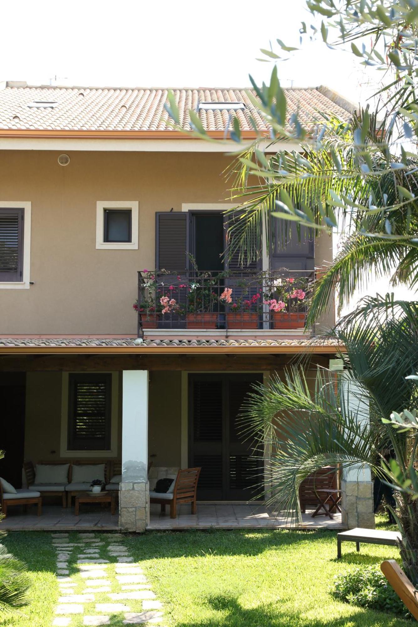 Domus Aurige Bed & Breakfast Messina Exterior photo